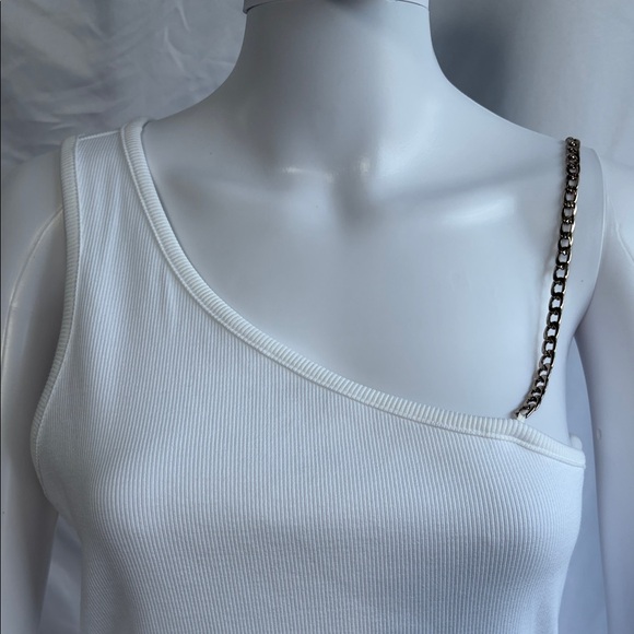 NWT White House Black Market One Shoulder Chain Strap Tank Top White Size M - Picture 2 of 10